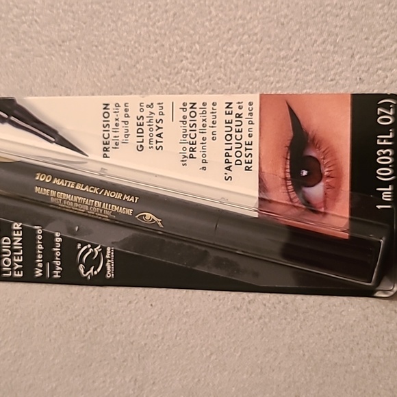 COVERGIRL MAKEUP BUNDLE OF 7 ITEMS - Picture 9 of 13